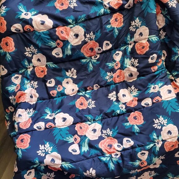 Mainstays Other - Full Size Garden Floral Print Comforter